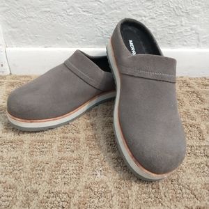 Merrell Shoes Womens 8 Juno Slip On Mules Clogs J001412 Grey Suede Closed Toe